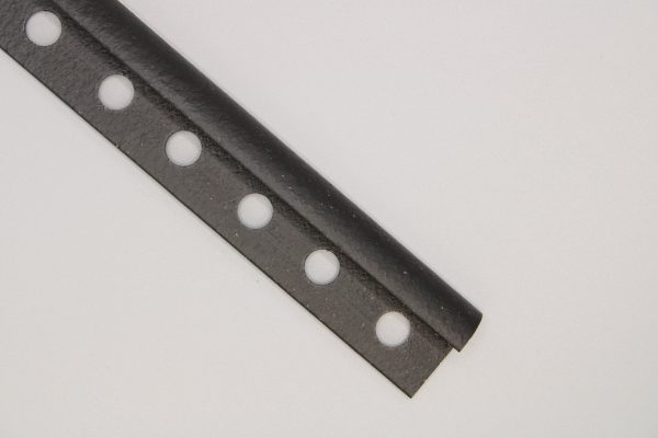 cantonera rustica negra