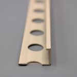 Guardacanto Plano Aluminio Marfil