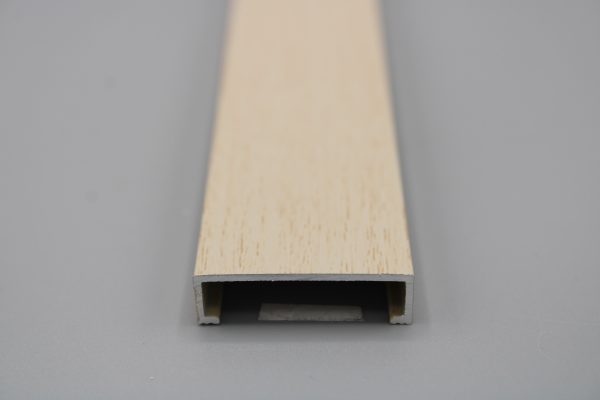 Listelo u 30mm Madera Haya