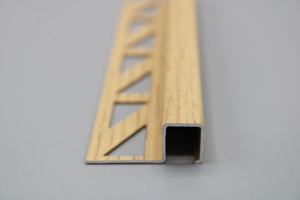 Nivel Aluminio 10x10 Madera Roble