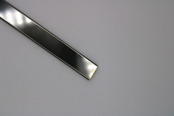 Listelo "U" 20mm Acero Titanio